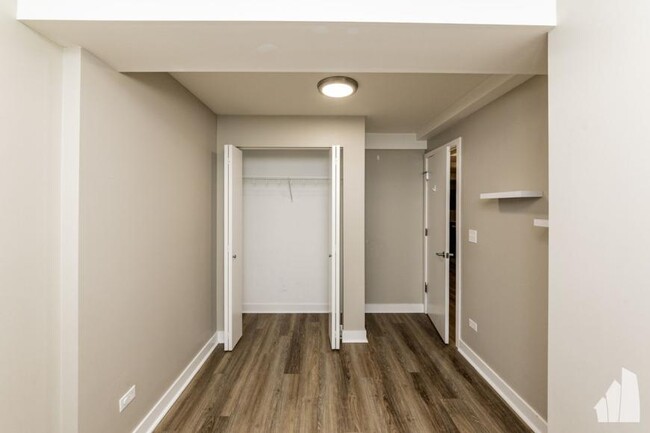 Building Photo - 1 bedroom in Chicago IL 60614