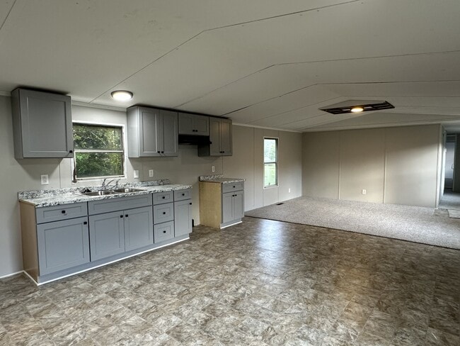 Primary Photo - 103 Rayfield Ct