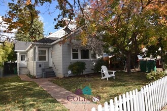 Building Photo - 371 Clark St