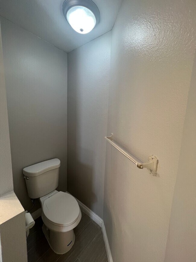 Building Photo - 362 Cavos Way