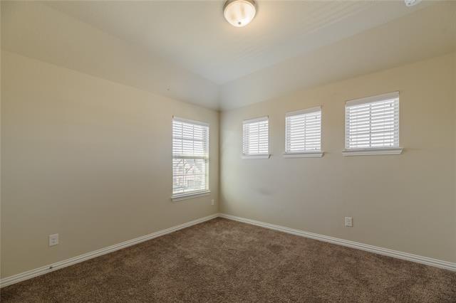 Building Photo - 1104 Hoyt Dr