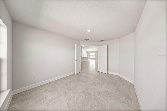 Building Photo - 4984 SW 91st PL