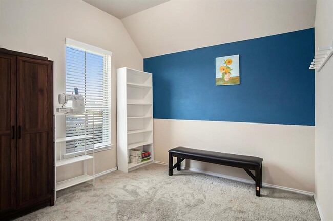 Building Photo - 7043 Birnam Garden Lane