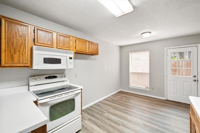 Building Photo - 1217 Hidden Creek Dr