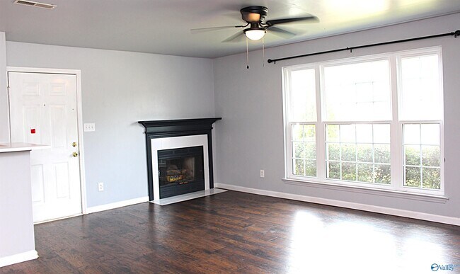 Building Photo - 351 Waters Edge Ln