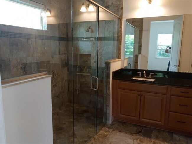 Building Photo - 9894 Mere Pkwy