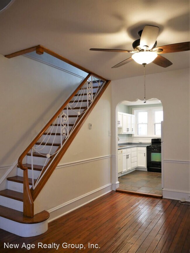Building Photo - 3 br, 1.5 bath House - 1322 Mifflin Street