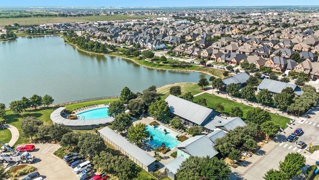 Building Photo - 1029 3rd St