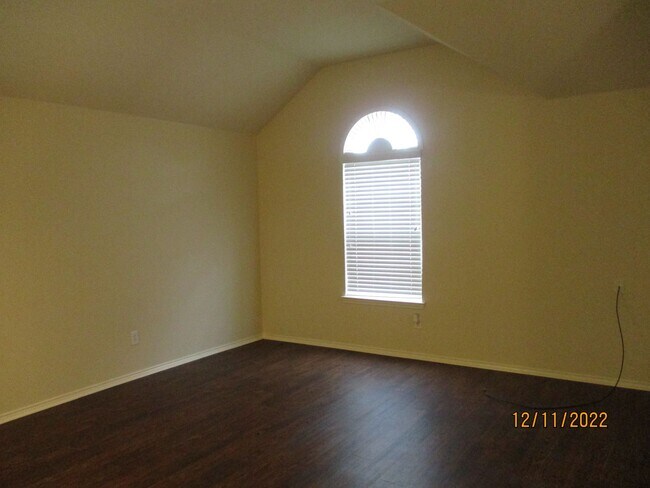 Building Photo - 5144 Waterview Ct