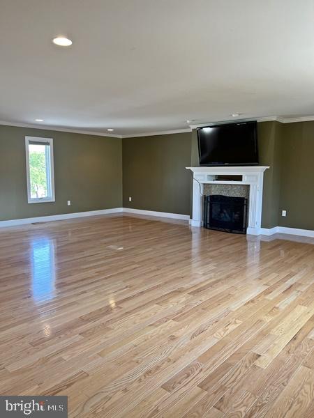 Building Photo - 1935 Shiloh Dr