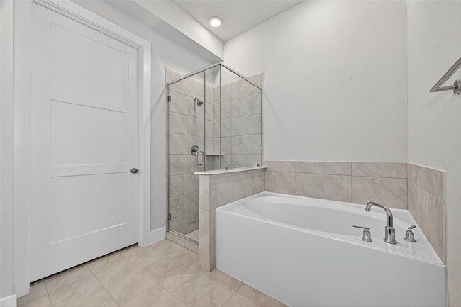 Building Photo - 24110 Blooming Daisy Cir