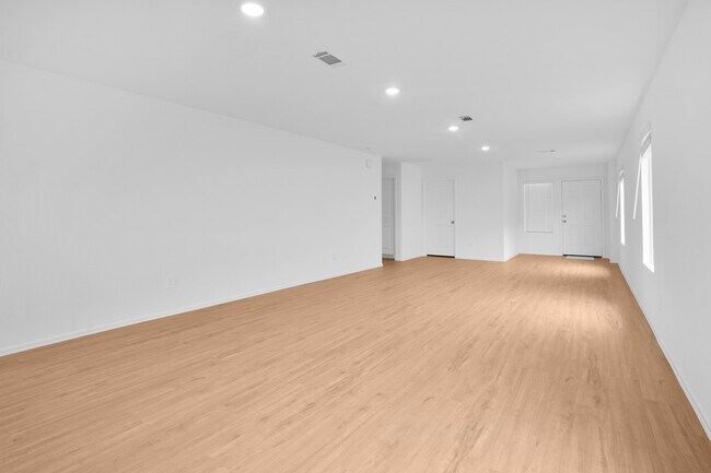 Building Photo - 17155 Quaking Aspen Ln