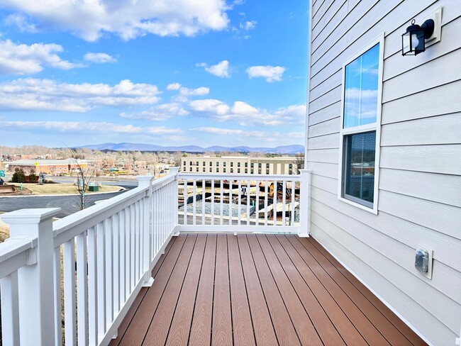 Building Photo - 4023 Purple Flora Bnd