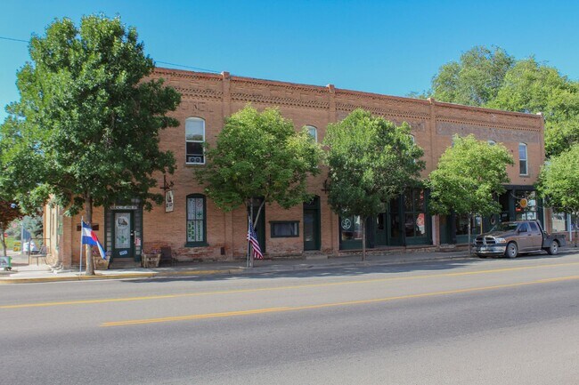 Primary Photo - Charming Historic Studio in the Heart of D...
