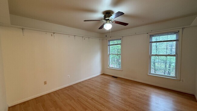 Building Photo - 3 Bedroom Rambler in Spotslvania