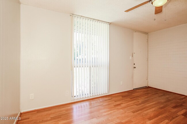 Building Photo - 6320 N 16th St