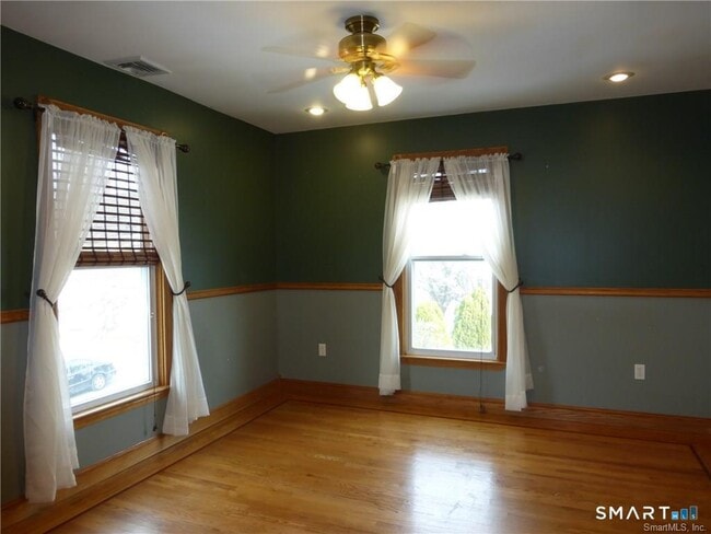 Building Photo - 28 Frederick St