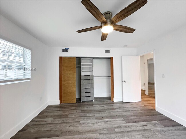 Building Photo - 363 Washington Ave