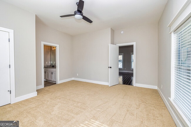 Building Photo - 1678 Dorsey Ave