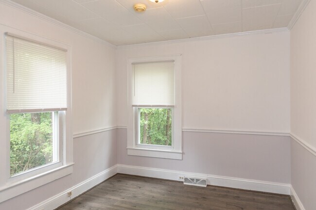 Building Photo - 751 Harris Ave NW