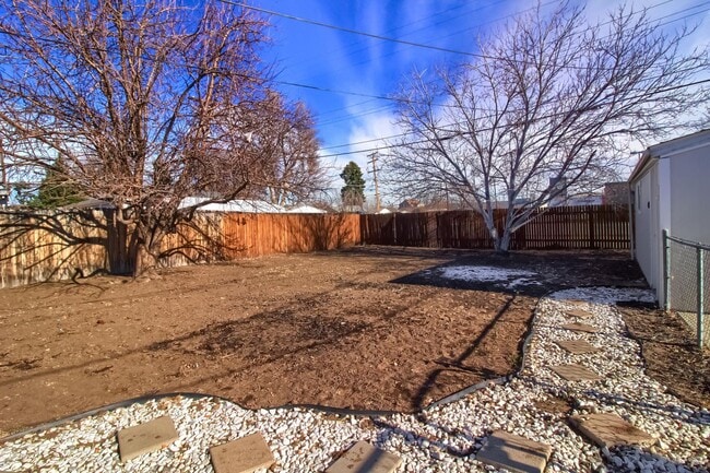 Building Photo - Modern Elegance in Denver: Recently Renovated 2BR/1BA Gem with Detached Garage and Fenced Yard!