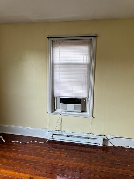 Building Photo - 2914 Poplar St