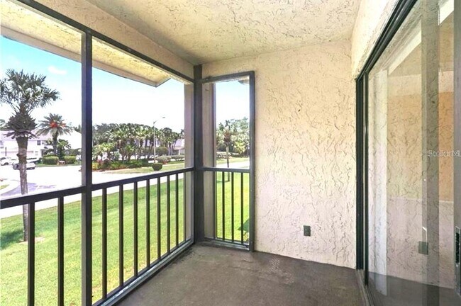 Building Photo - 3244 Candle Ridge Dr