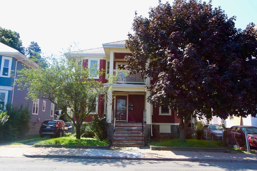Building Photo - 139 E Cottage St