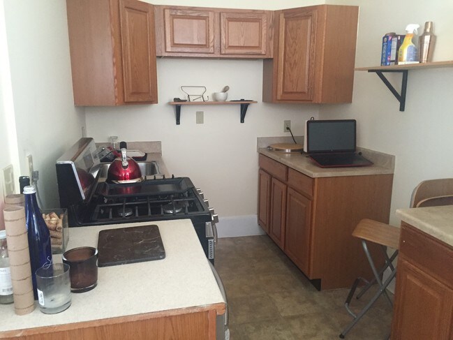 Interior Photo - Platos Court on Whitney