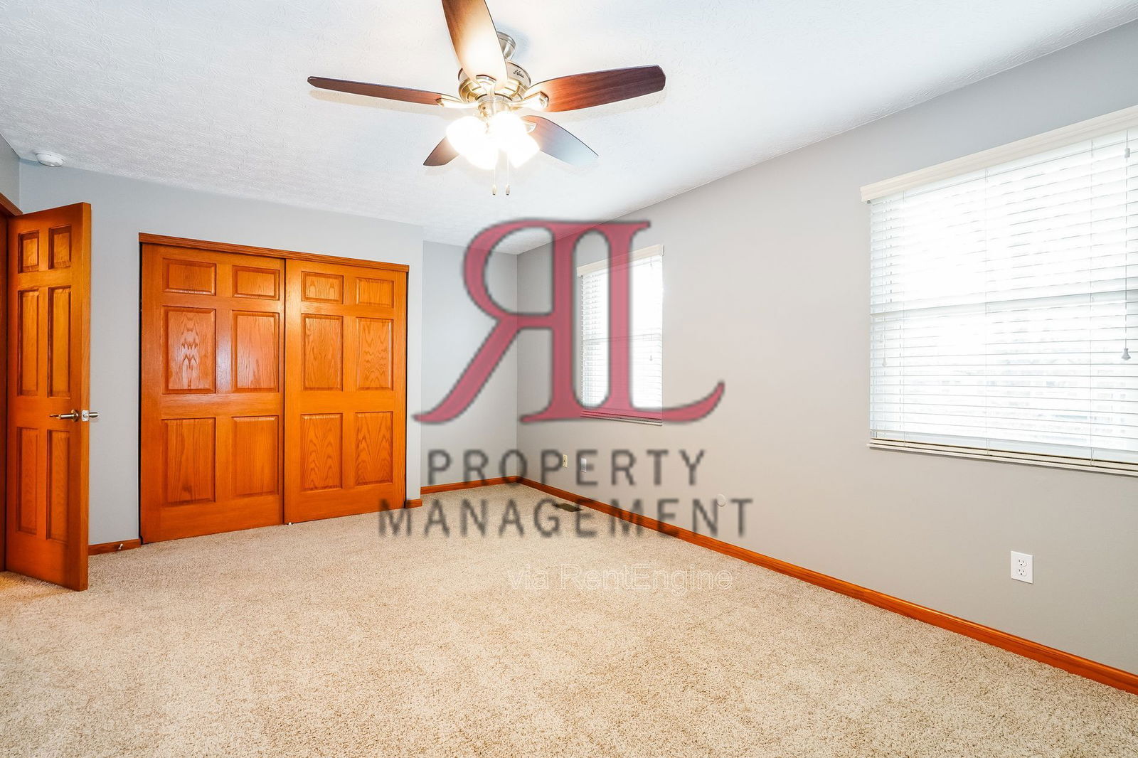 Building Photo - 856 Humboldt Dr W