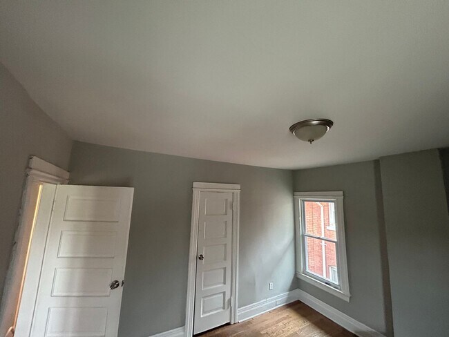 Building Photo - 81 Woodland St