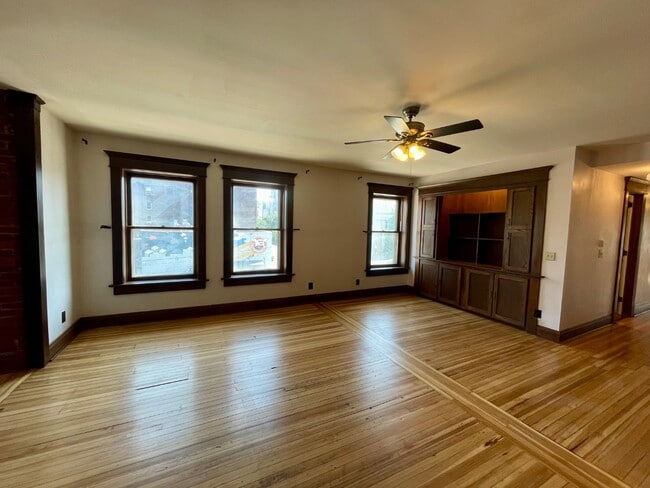 Building Photo - 801 N Pennsylvania St