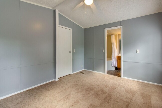 Building Photo - 5509 Cone Dr