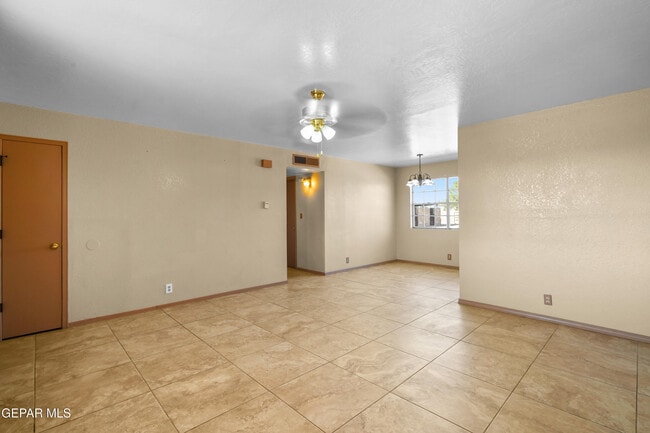 Building Photo - 16051 Harrison Ave