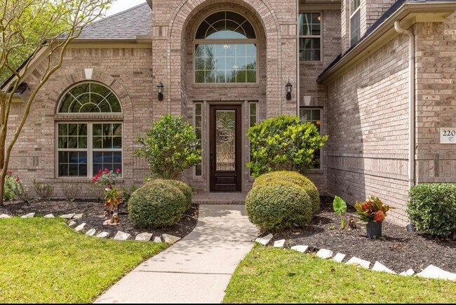 Building Photo - 2207 Bayou Cove Ln