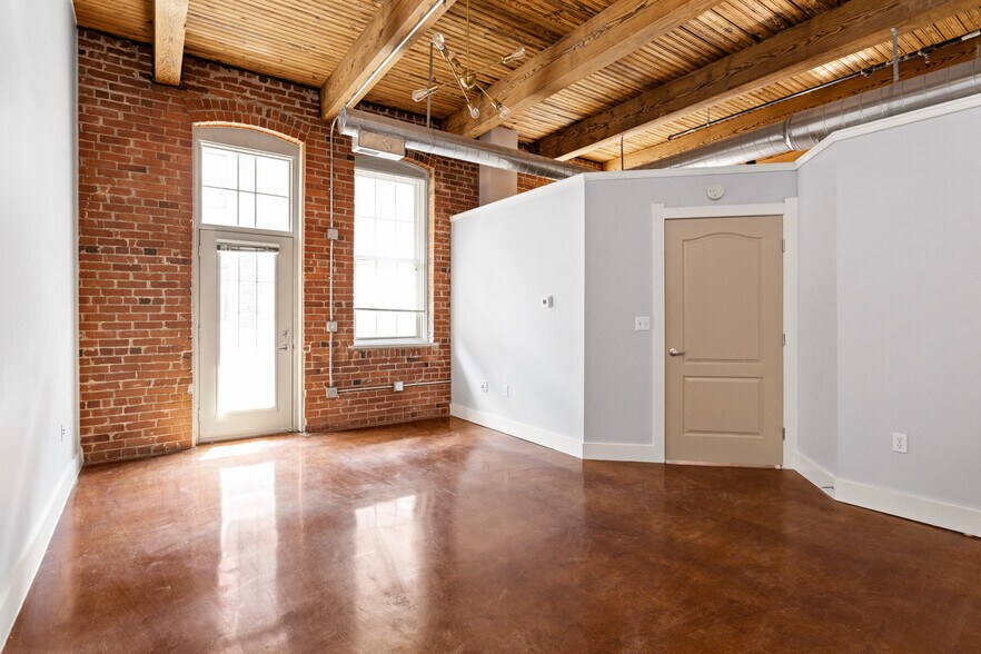 Building Photo - 55 S Harding St