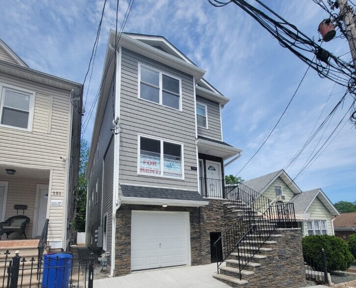 Building Photo - 153 E 23rd St