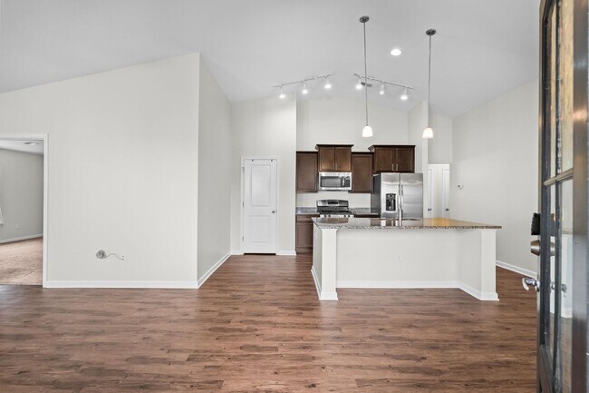 Building Photo - 4451 Livorn Loop