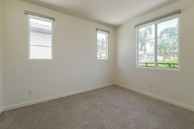 Building Photo - 8255 Sophie Ct