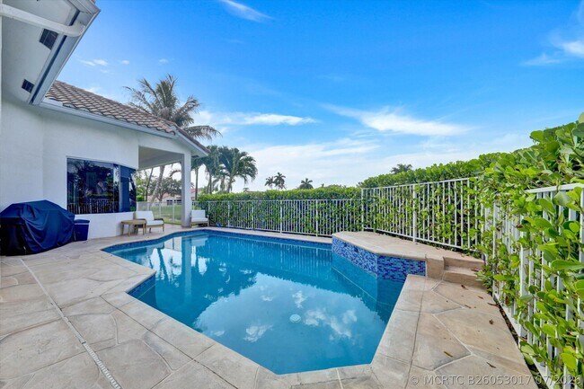 Building Photo - 10370 NW 50th Ct
