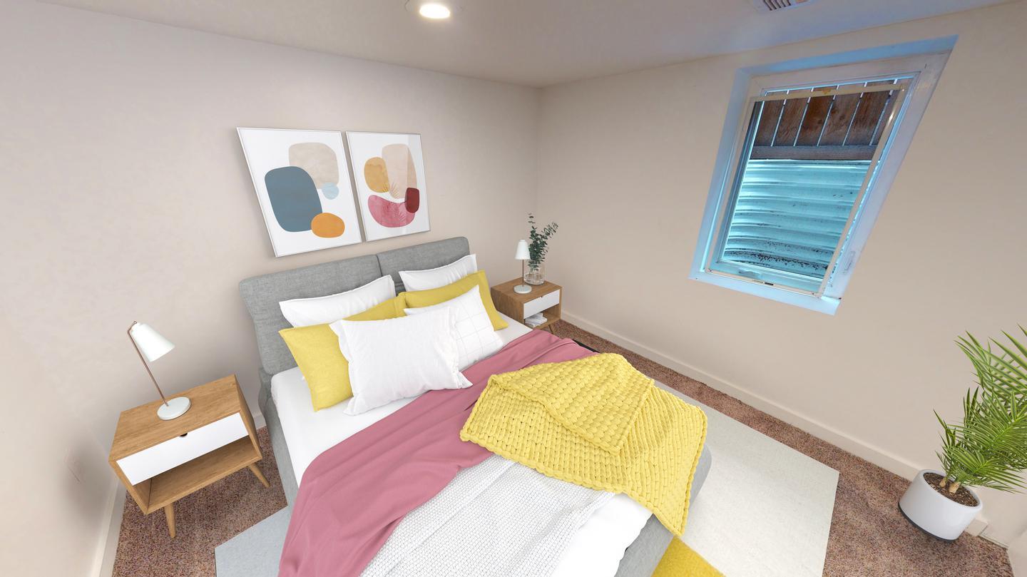 Building Photo - Recently updated Jefferson Park home with fenced backyard