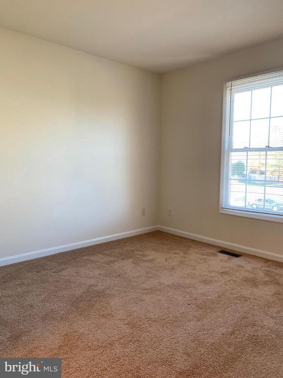 Building Photo - 507 Falkirk Ct