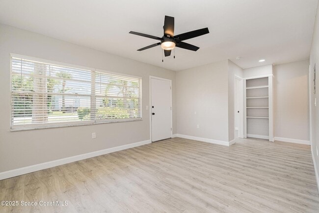 Building Photo - 122 Niemira Ave