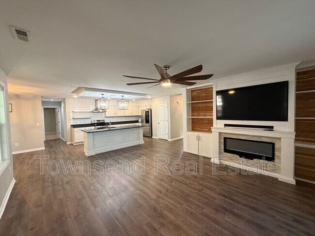 Building Photo - 83 Kotata Ave