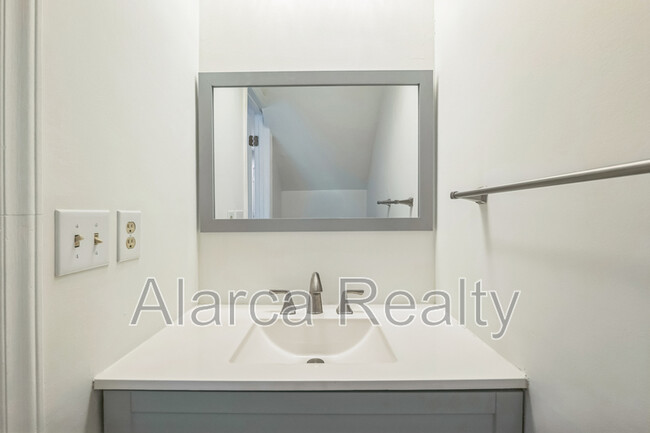 Building Photo - 2756 Tiergarten Ln