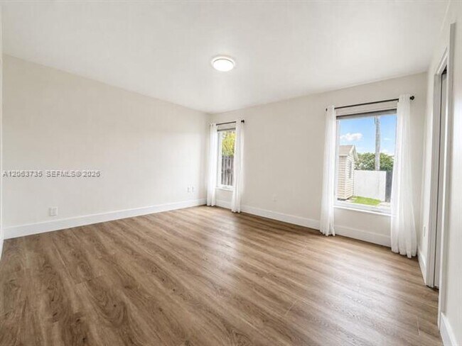Building Photo - 4340 SW 146th Ct