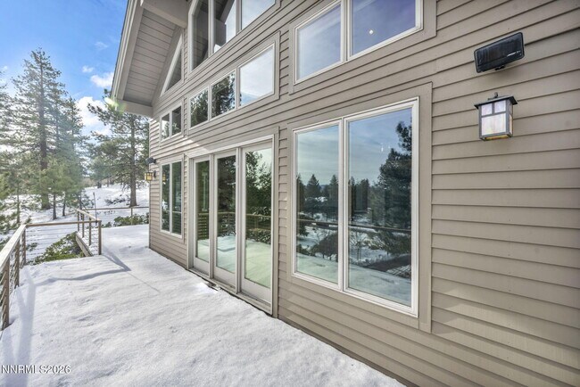 Building Photo - 54 Bennington Ct