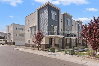 Building Photo - 2342 Leigh Ln