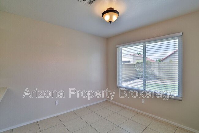 Building Photo - 3622 W Wagoner Rd