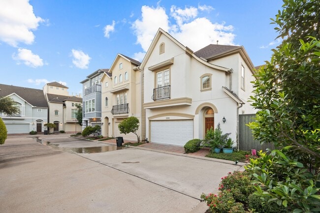 Building Photo - 2202 Hilshire Terrace Ct